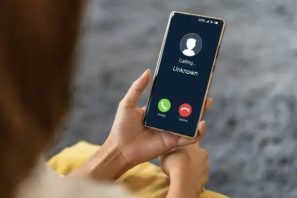La ola de llamadas desconocidas que enfrenta Chile ,Google