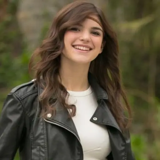 Chiara Gispo represente a Italia ,red X