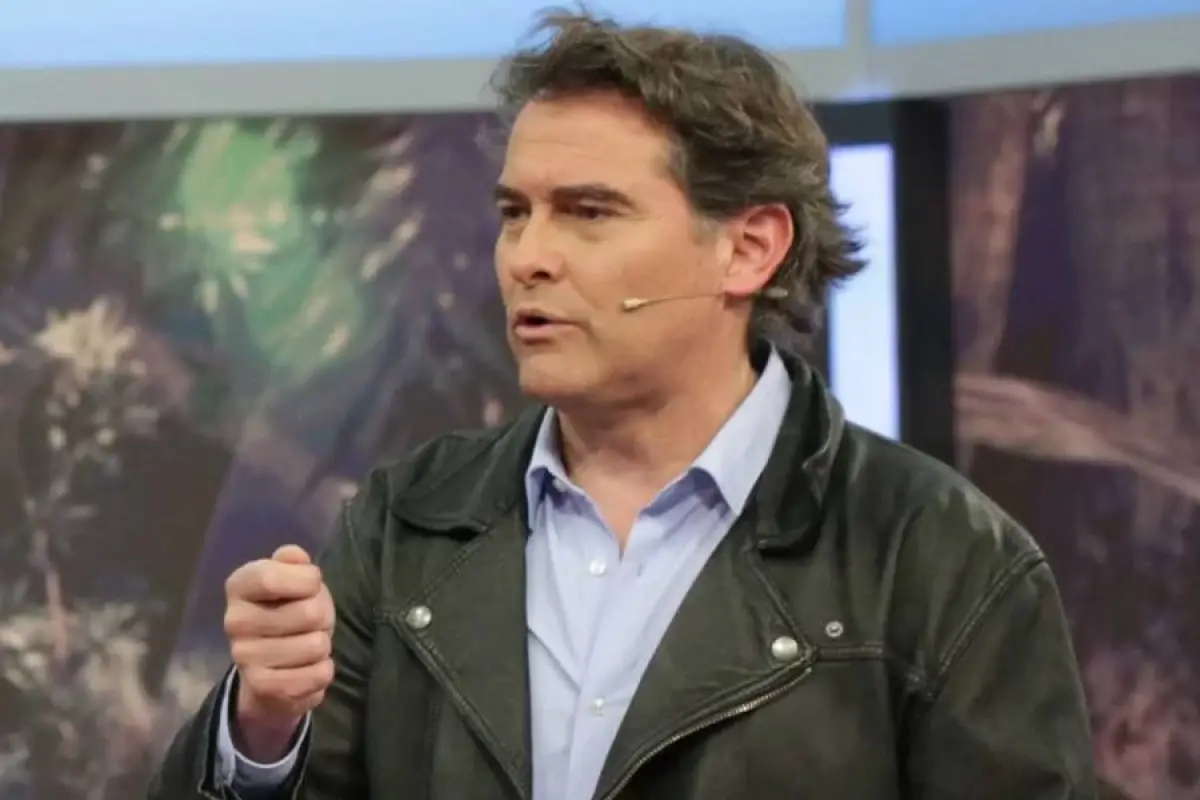 Sebastián ''Lindorfo'' Jiménez ,Redes sociales | Referencial