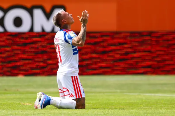 La U juega este viernes en La Cisterna ,red X