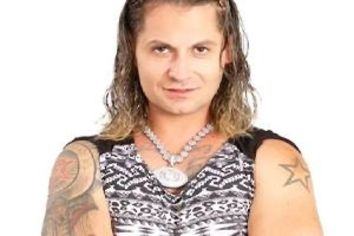 Leonardo Vallana “Princeso” - Comunicador Canal Vive, La Hora