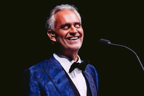 Andrea Bocelli  ,Redes sociales | Referencial