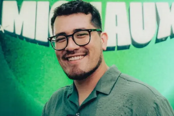 Claudio Michaux  ,Redes sociales | Referencial