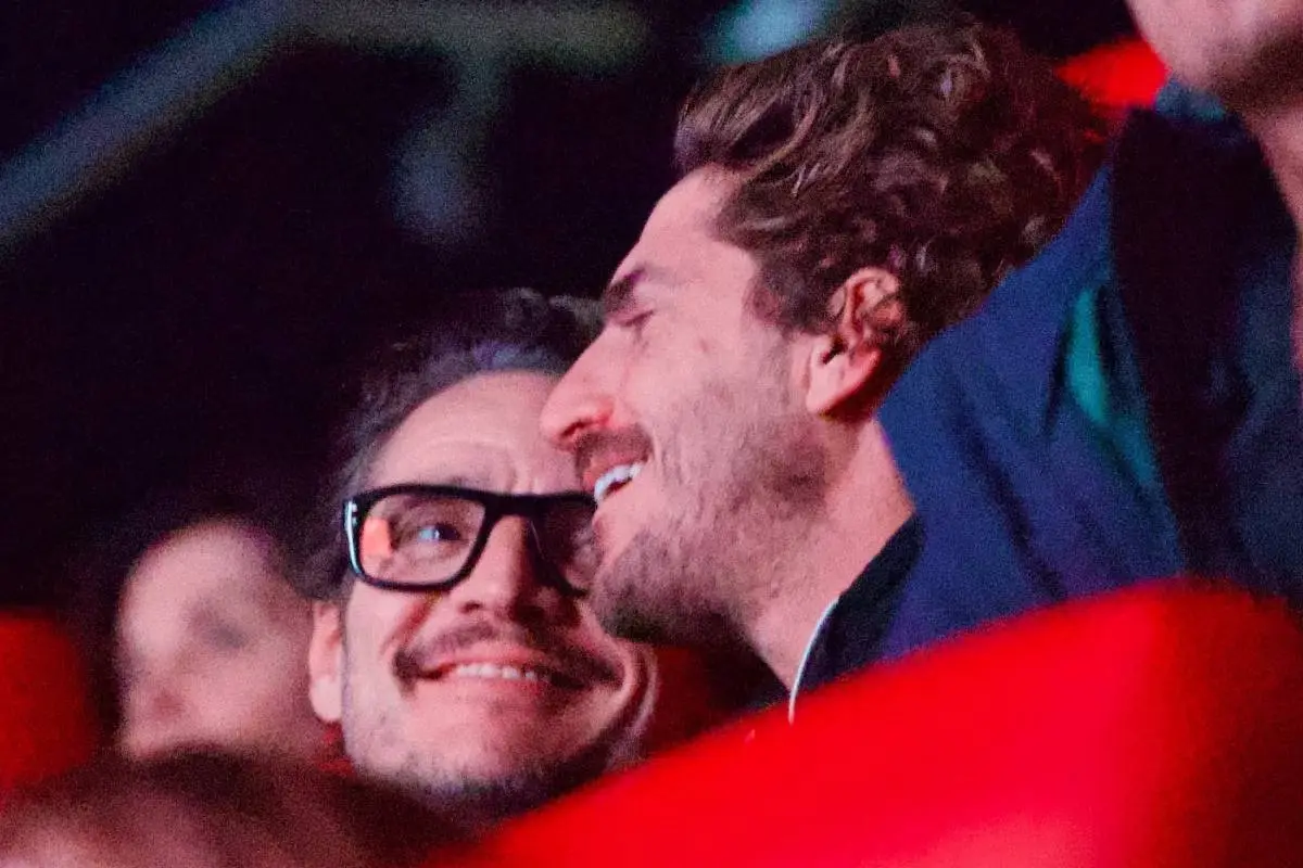 Pedro Pascal y Rafael Olarra, TMZ