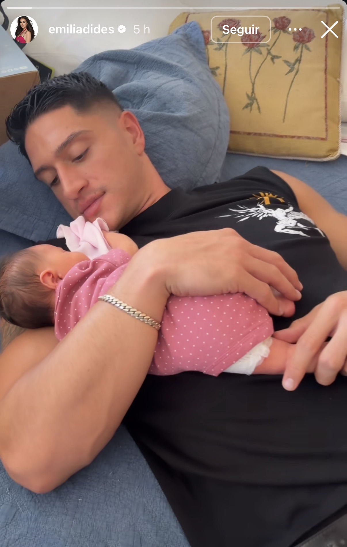 Historia de Emilia Dides - Captura de pantalla