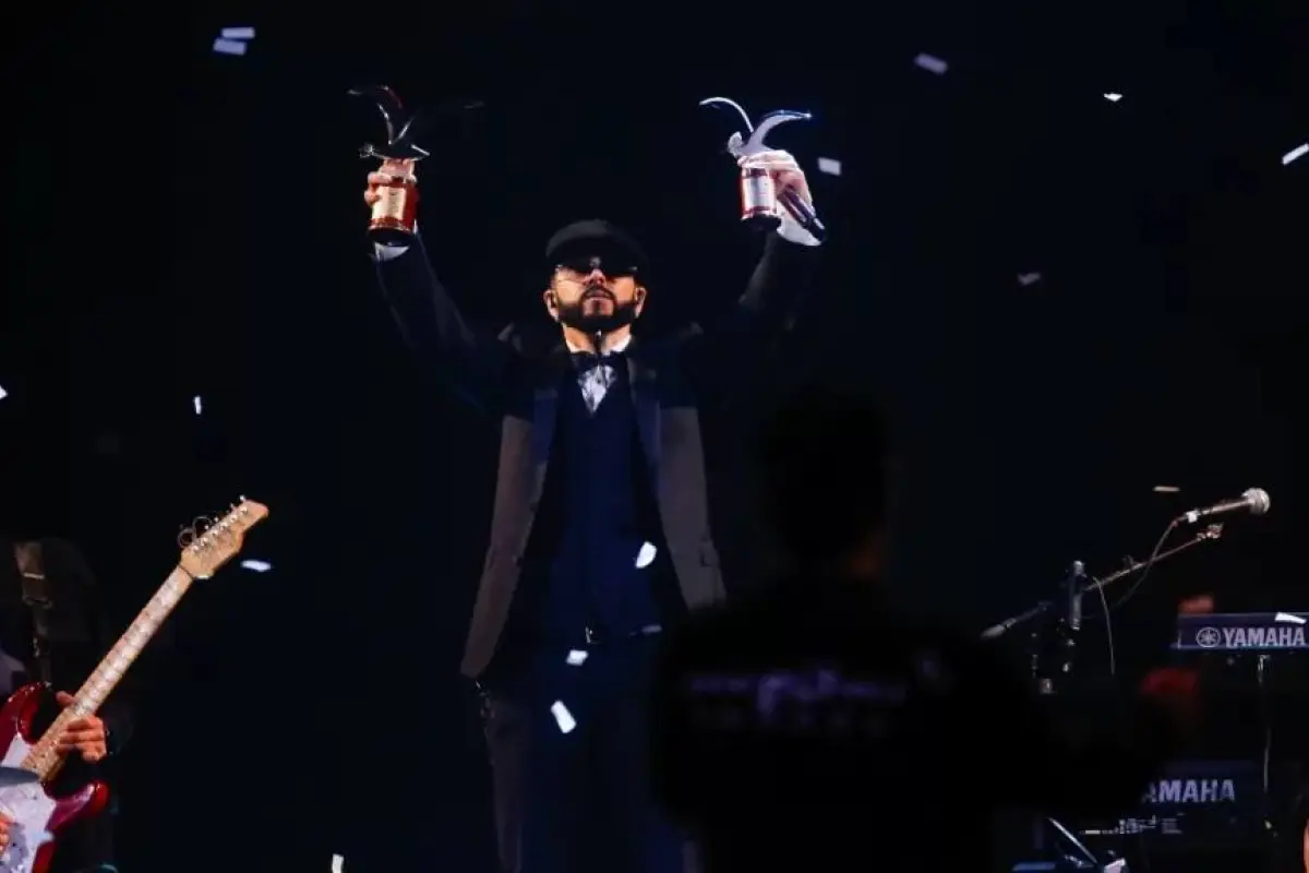 Yandel Sinfónico triunfó en Viña 2026, Mega 