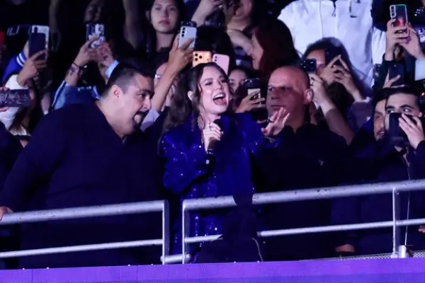 Jesse desde la galería en Viña 2026  ,Mega 