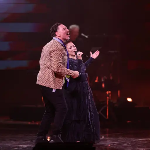 Neme bailando con Gloria Estefan en la Quinta Vergara ,Juan Pablo Carmona