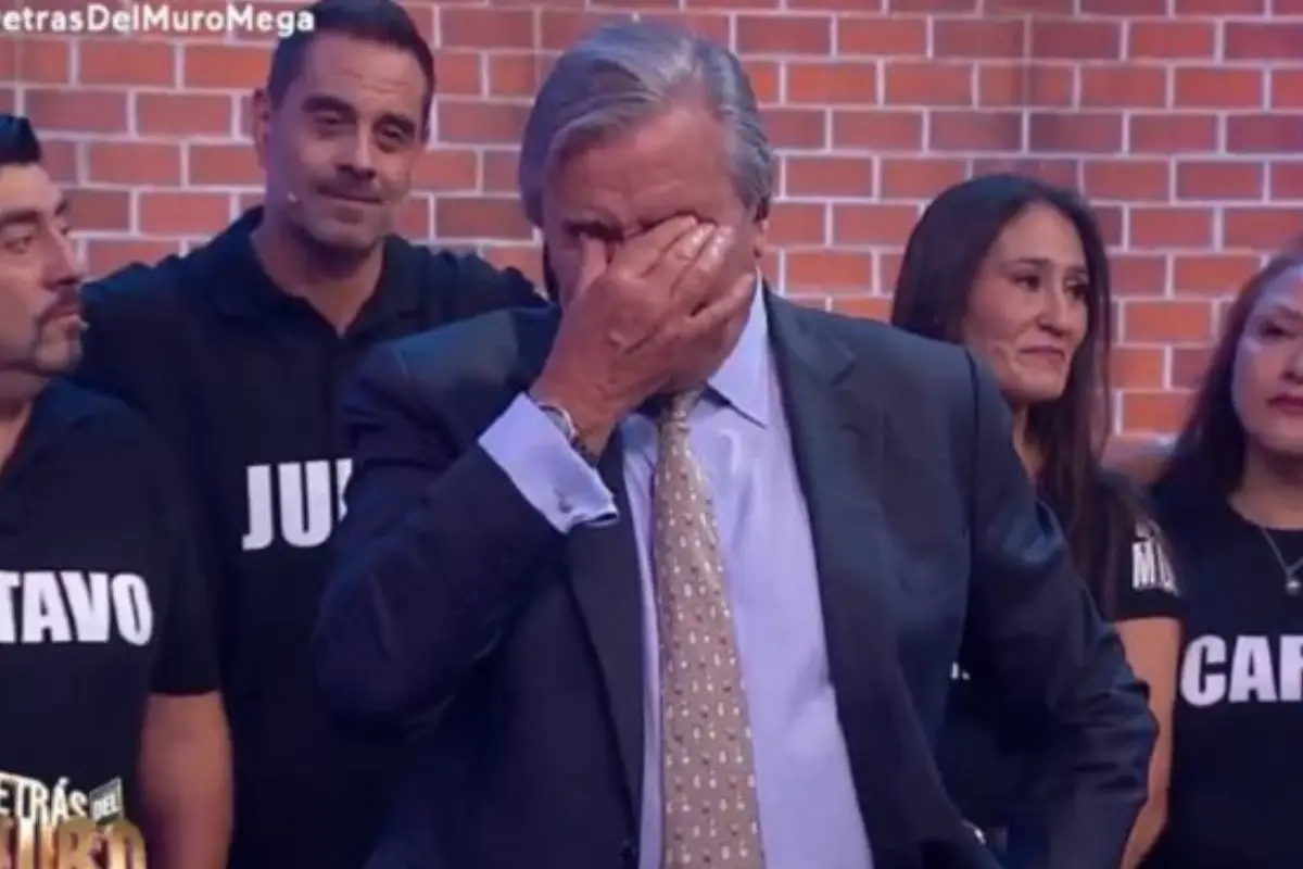 Kike Morandé y el elenco de Detrás del Muro, Captura