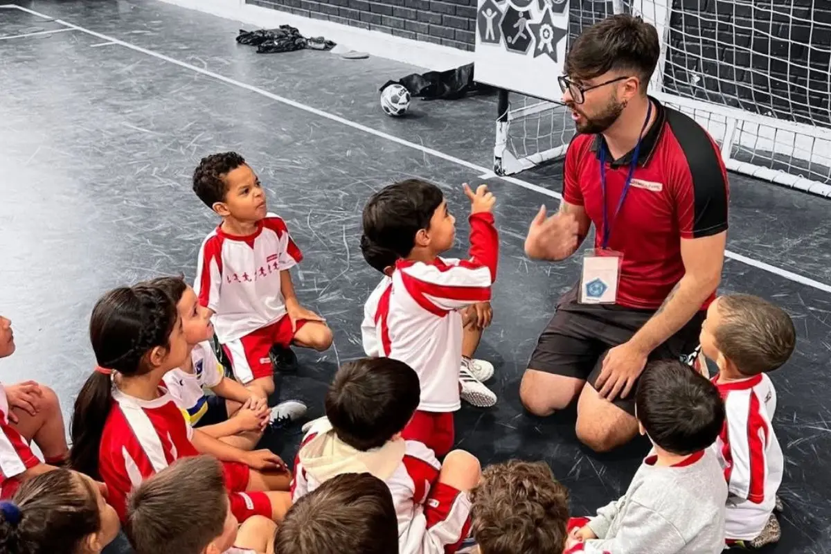 Fútbol desde la primera infancia, Cedida