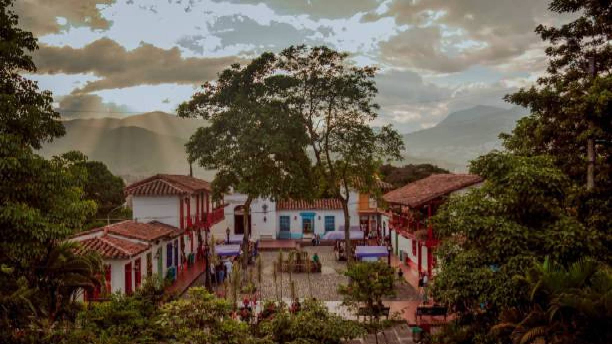 Working Holiday desde Chile: cómo protegerte cuando vives y trabajas en el extranjero