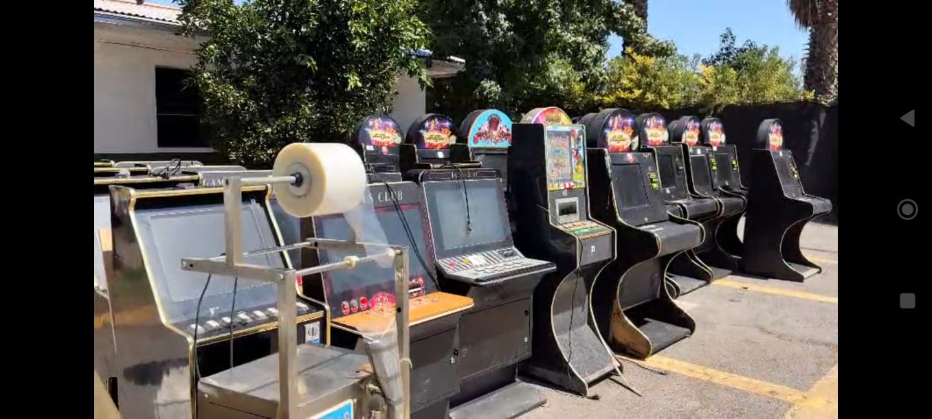 Confiscaron máquinas tragamonedas - Cedida