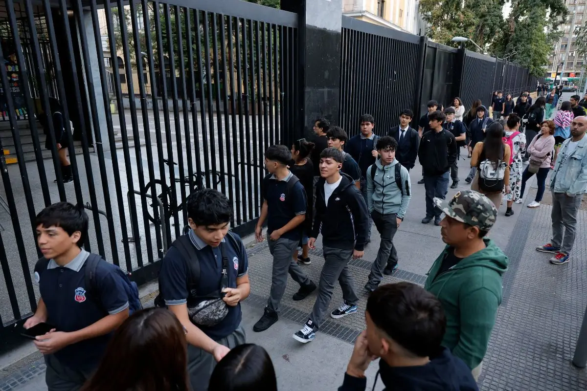 Este miércoles se inició el año escolar 2026, Twitter