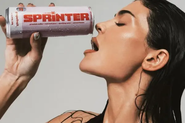 Kylie Jenner planea giro a su marca Sprinter ,Captura de Instagram