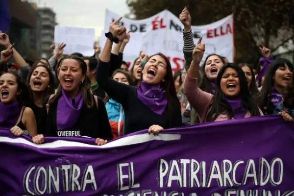 Feministas 8M ,Radio UChile