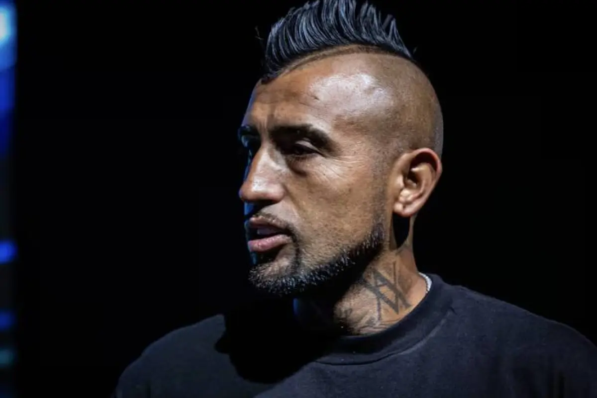 Arturo Vidal, La Tercera