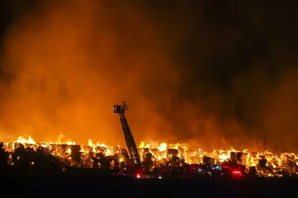 Incendio en papelera de Puente Alto ,Juan Pablo Carmona