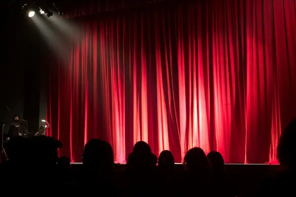 - ,Mónica Silvestre