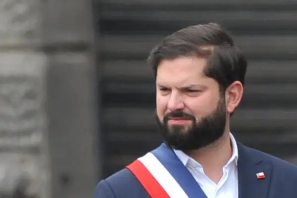 Gabriel Boric ,El Mostrador