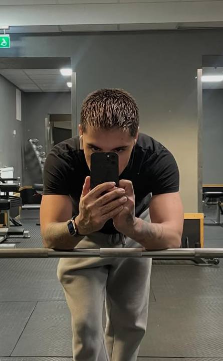 Cambio físico de Leo Méndez Jr. - Redes sociales