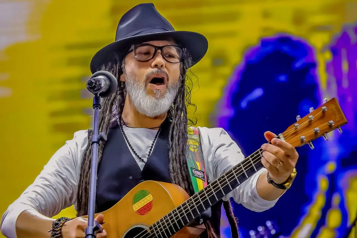 Quique Neira junto a Gondwana, Cedida