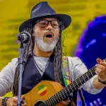 Quique Neira junto a Gondwana, Cedida