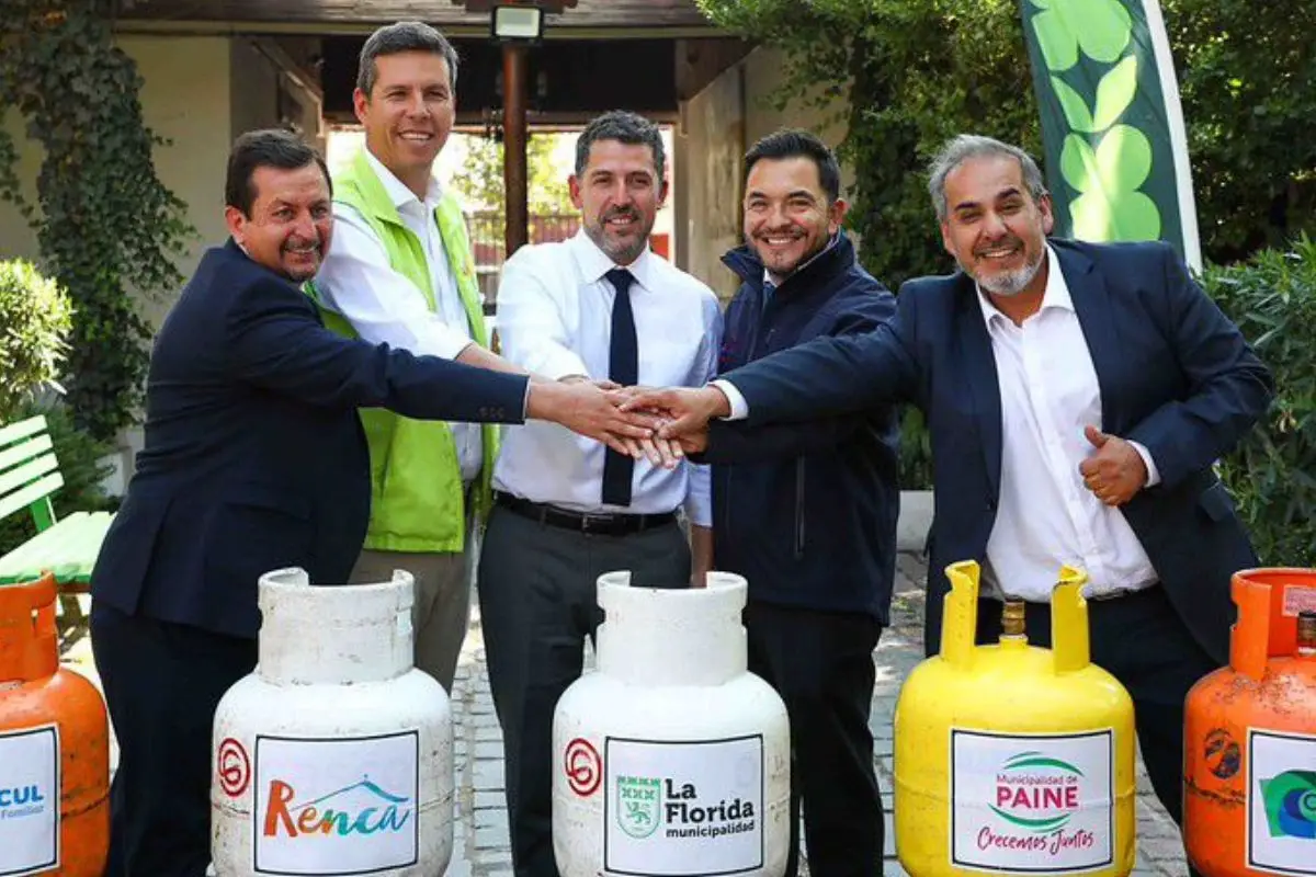 Alcaldes unidos ante la emergencia , Cedida