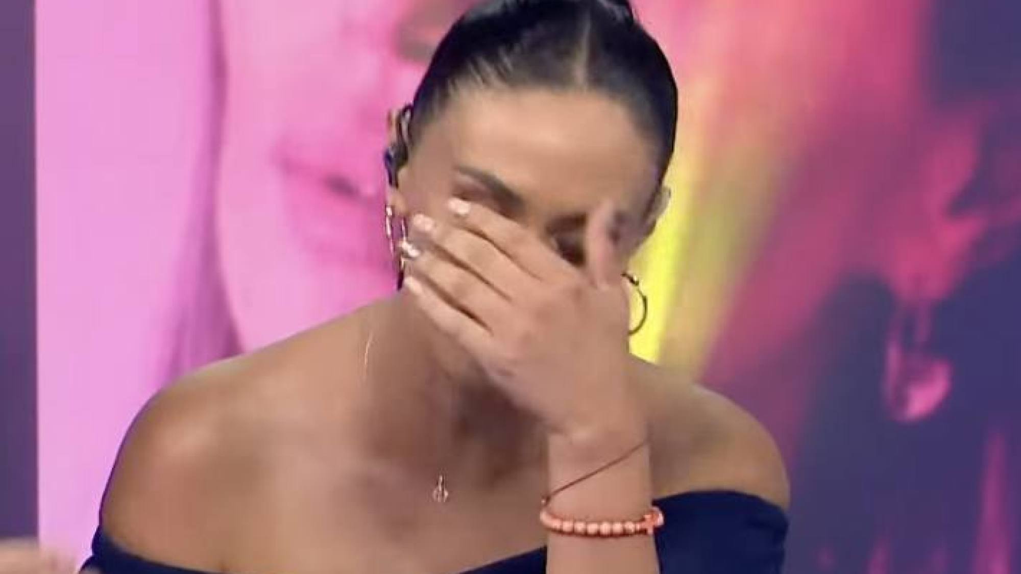 “Hay un momento que no estoy, me desconecto”: Pamela Díaz sufre extraño mal y le aconsejan ir al neurólogo