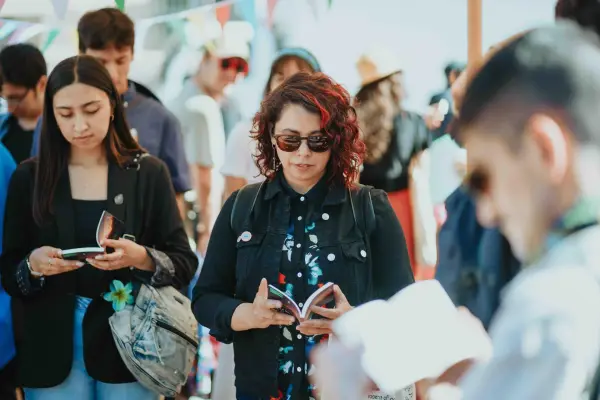 Mes del Libro - Santiago en 100 palabras ,Cedida