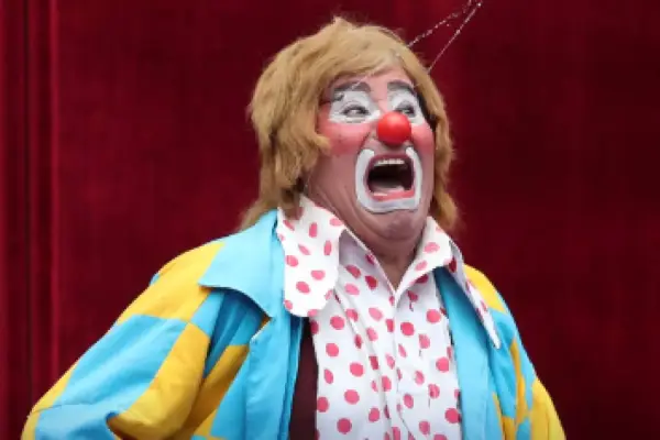 Payaso Cucharita ,24 Horas