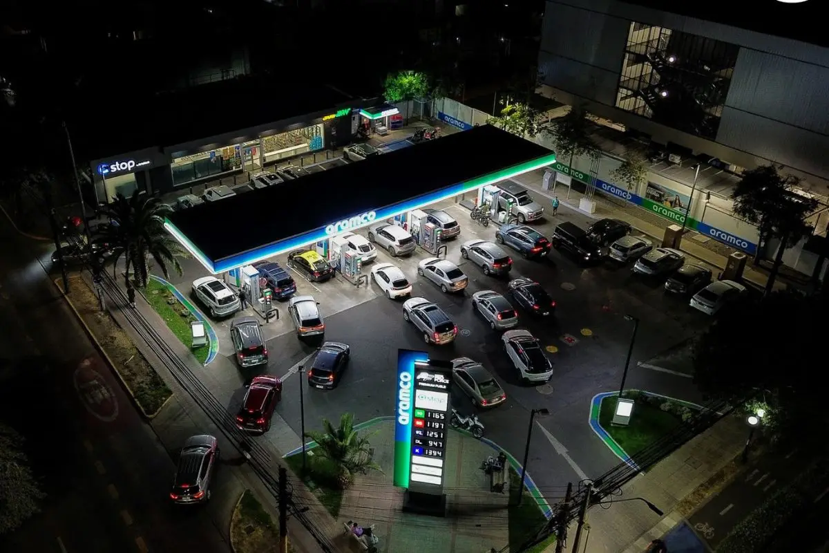 Así lucen las estaciones de servicio este lunes 23 de marzo, Twitter