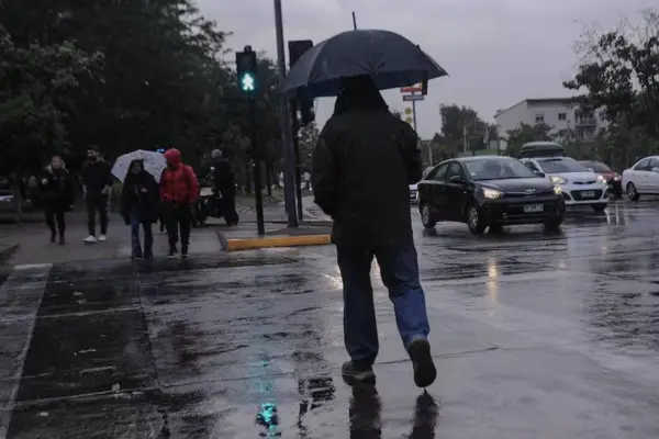 Lluvia en Santiago