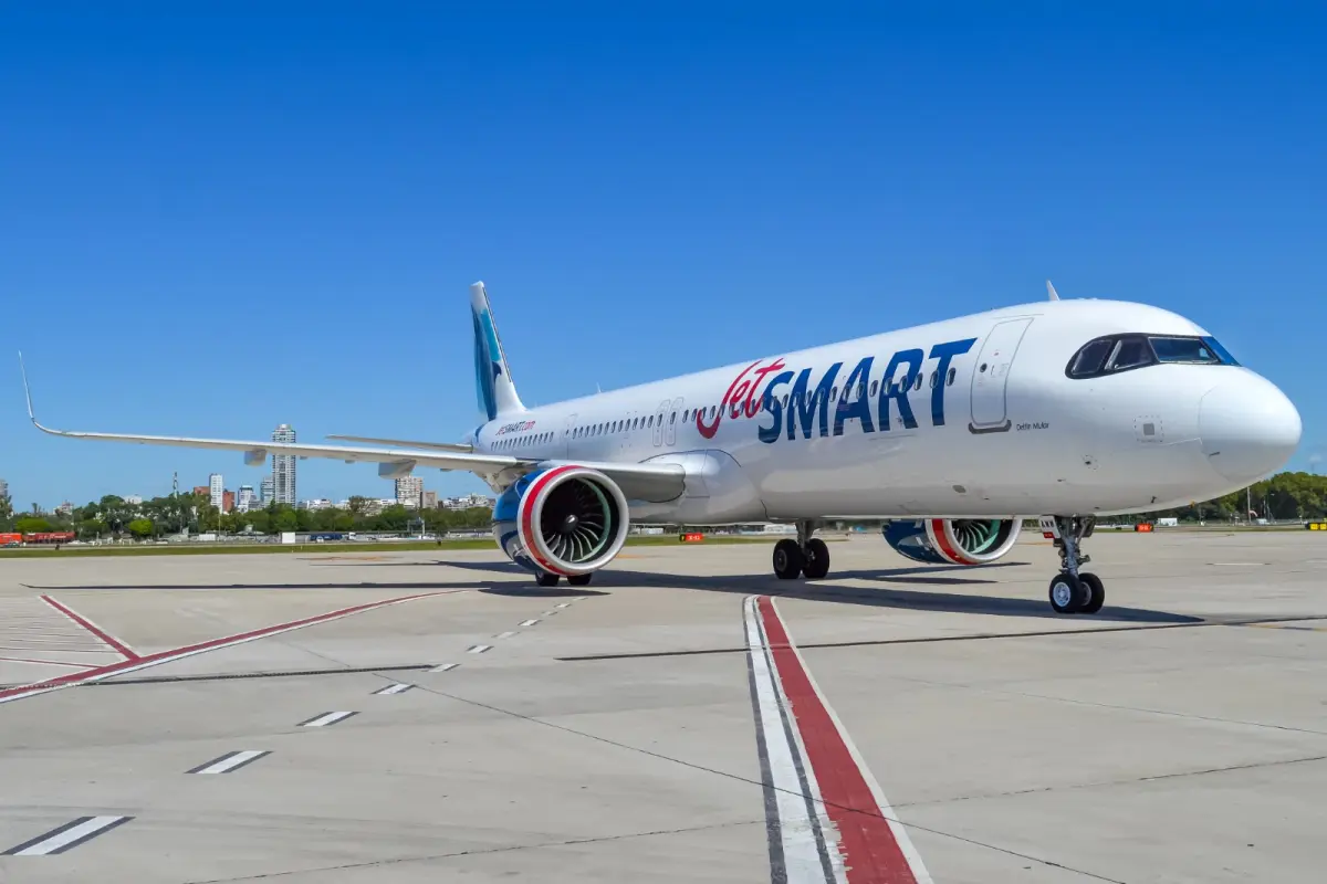 Avión JetSMART, JetSMART