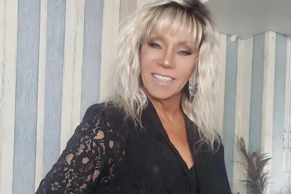 Janin Day ,Redes sociales