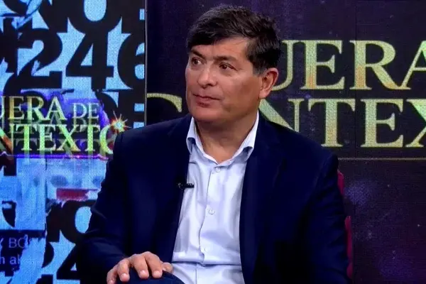 Parisi fue el primer invitado en \