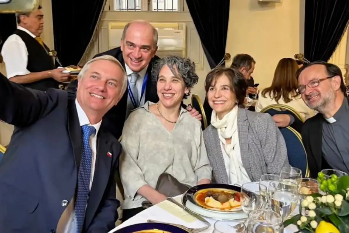El Presidente Kast en medio del polémico almuerzo, Instagram