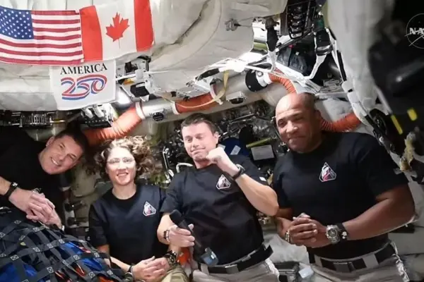 Los astronautas regresan este viernes a la Tierra ,Captura