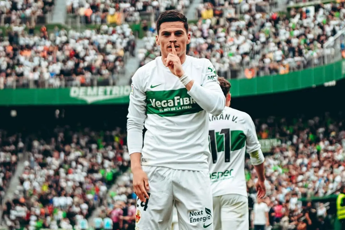 Lucas Cepeda le dio el triunfo al Elche, Twitter