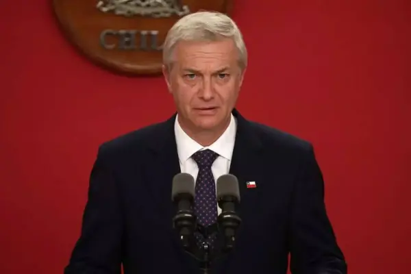 Aprobación de José Antonio Kast sigue en caída ,Presidencia 