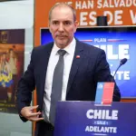 Ministro de Transportes Louis De Grange, Instagram