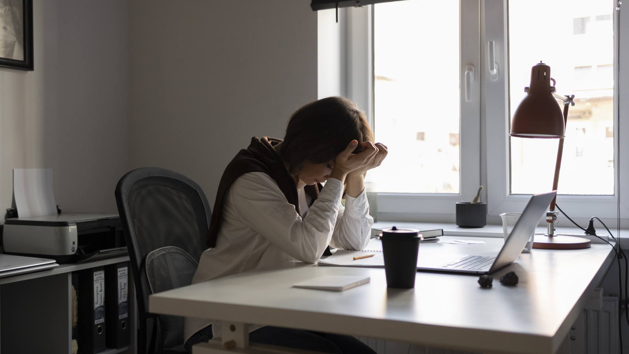 Cambio de hora: cómo adaptarse al nuevo horario de invierno y enfrentar sus efectos en la rutina