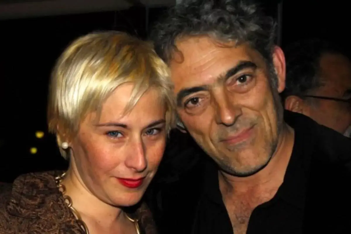 Elvira López y Gabriel del Carril, Redes sociales