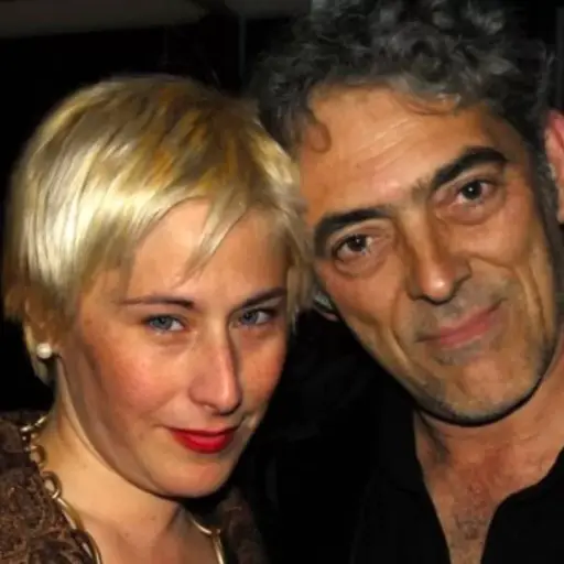 Elvira López y Gabriel del Carril ,Redes sociales