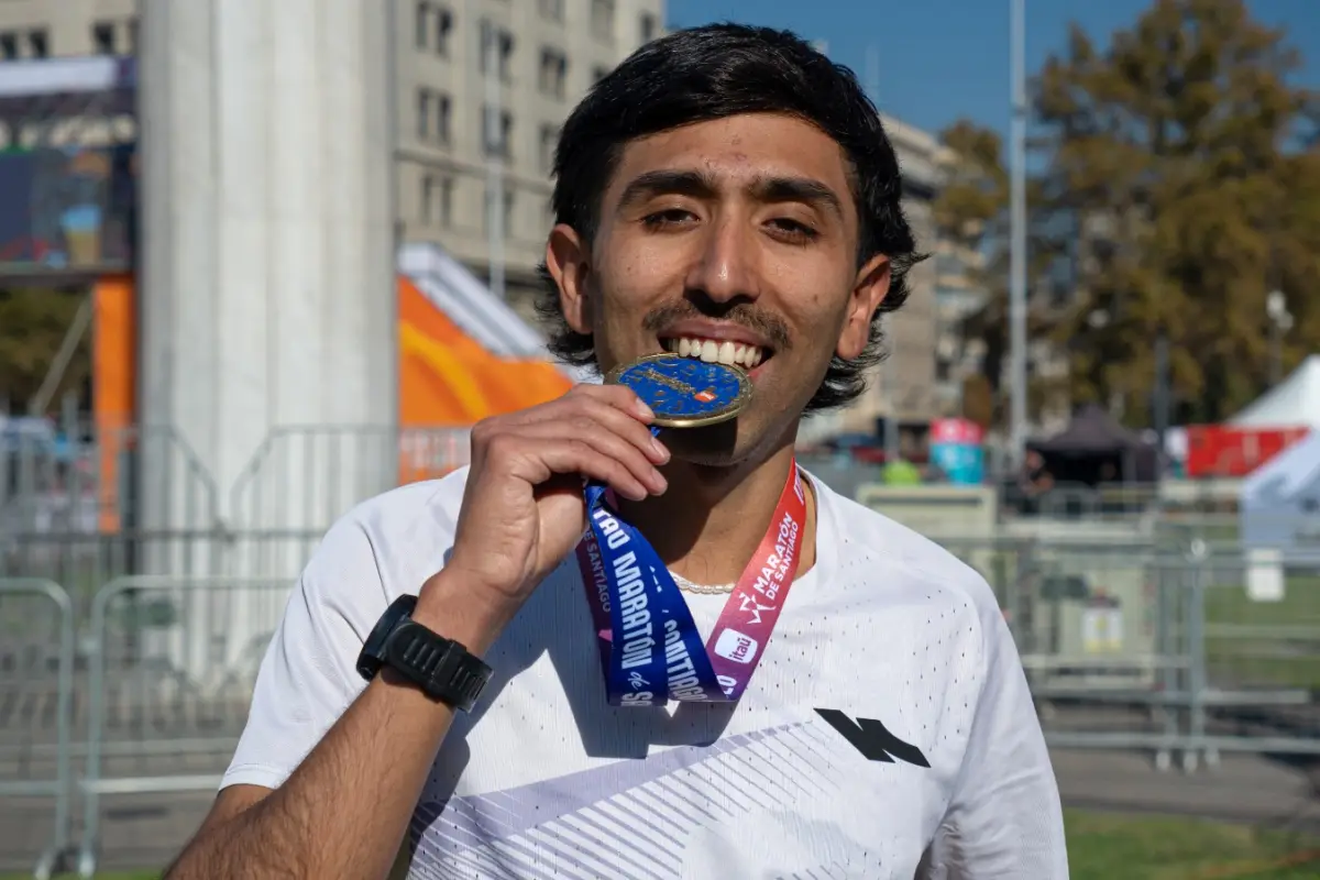 Diego Uribe conquista los 10K del Maratón de Santiago y suma su cuarto título consecutivo, Cedida