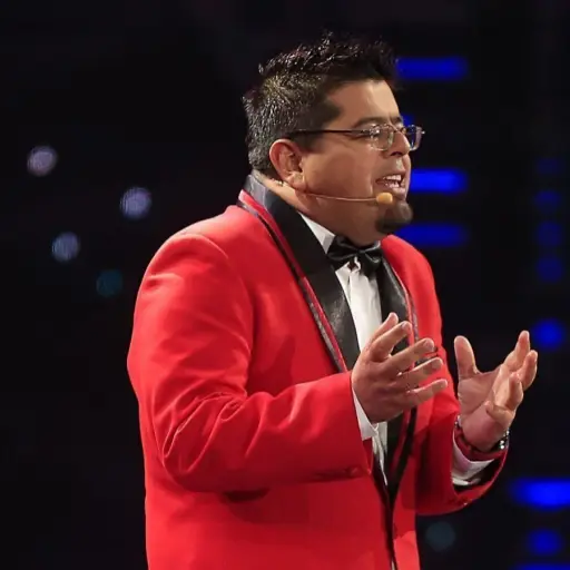 Mauricio Medina vuelve a los escenarios  ,Redes sociales | Referencial