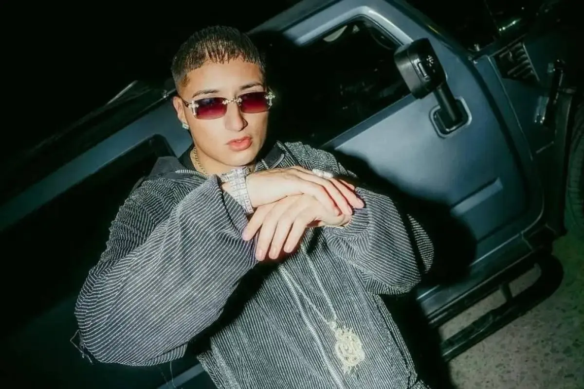 Sinaka , Redes sociales | Referencial