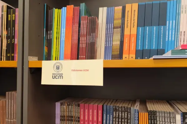 Biblioteca Chillkawe ,UesTV