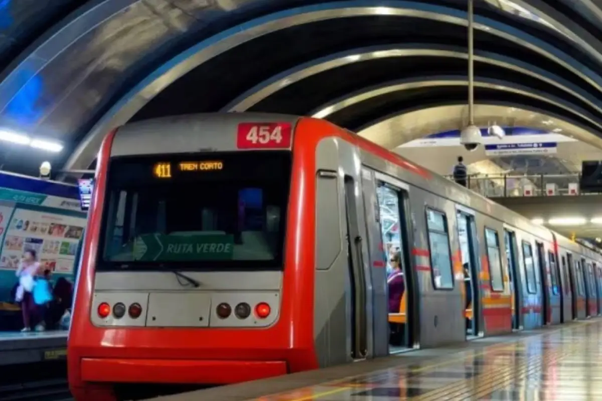Línea 8 del Metro de Santiago, Los 40 Chile