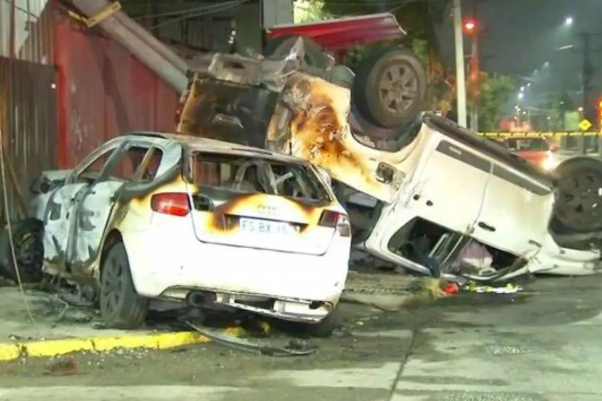 Ambos vehículos terminaron en llamas, Captura