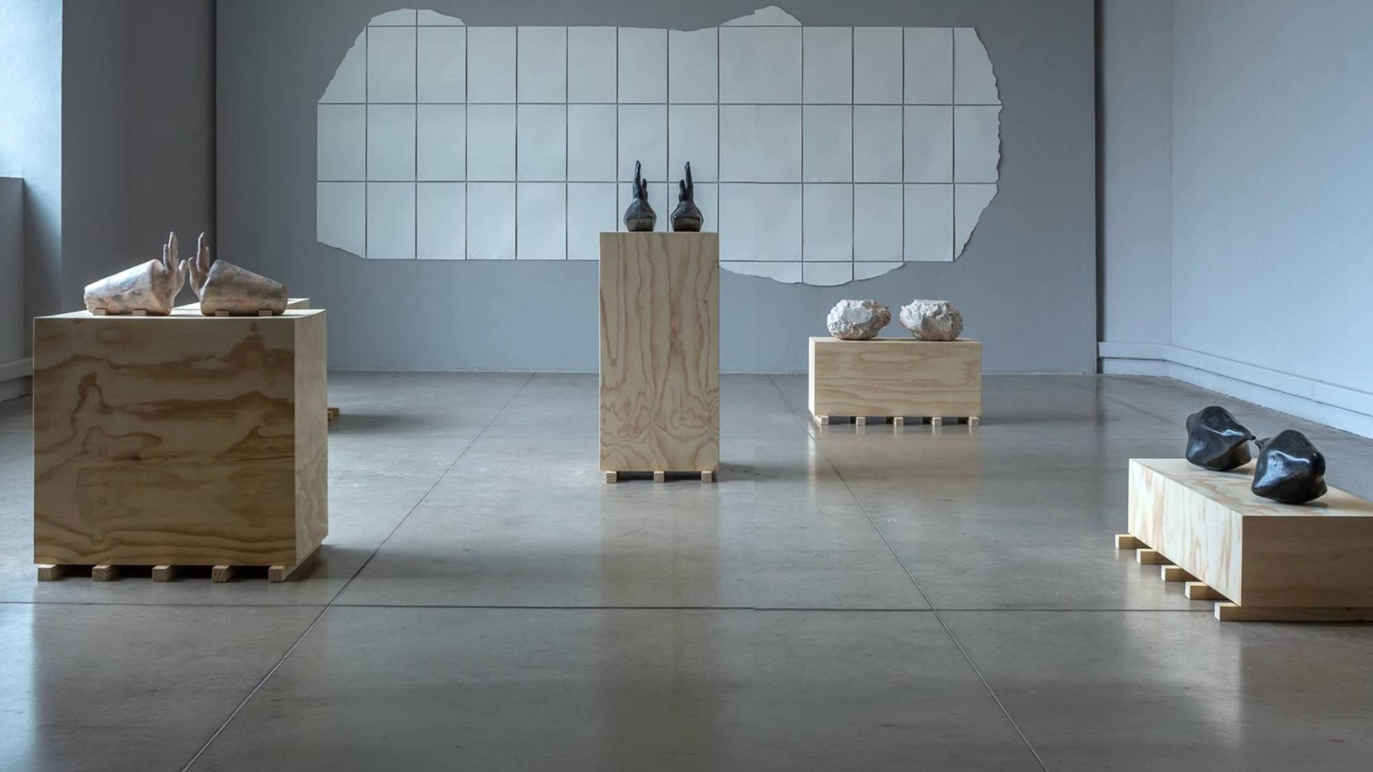 Museo de Arte Contemporáneo denuncia robo de escultura desde su sede en Parque Forestal